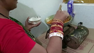 Bhabhi kitchen me devar chudai