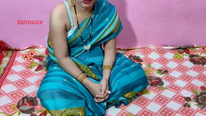 Indian desi bhabhi blowjob to devar village sex