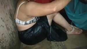 Hot bhabhi s boobs while taking a bath