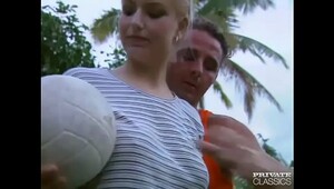Volley ball, rare porn with women that know a lot